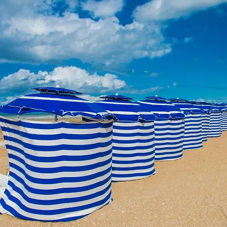 By Interhome Appartamento Cabourg